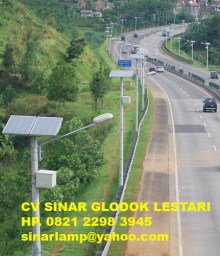 Lampu jalan solar cell 30 watt tenaga surya